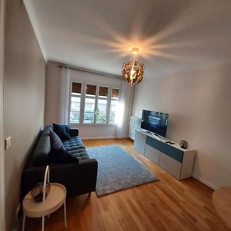Bel Appartement 2 Pieces, Sortie De Metro Ligne 8 ชารองตอน-เลอ-ปองต์ ภายนอก รูปภาพ