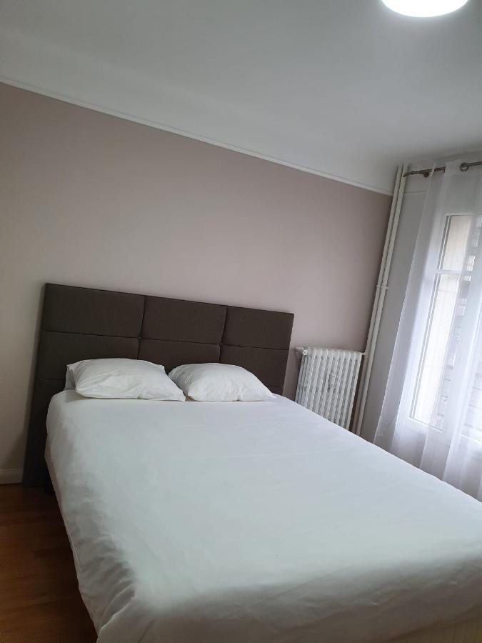 Bel Appartement 2 Pieces, Sortie De Metro Ligne 8 ชารองตอน-เลอ-ปองต์ ภายนอก รูปภาพ