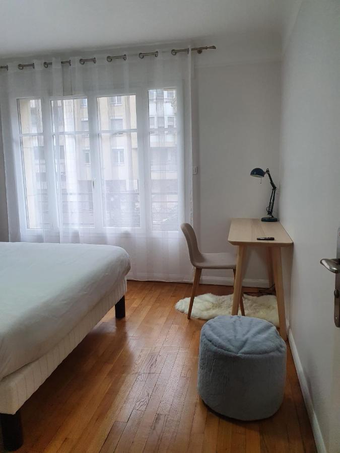 Bel Appartement 2 Pieces, Sortie De Metro Ligne 8 ชารองตอน-เลอ-ปองต์ ภายนอก รูปภาพ